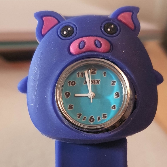🦋10/$20🦋 Bosck Purple Pig Little Girl's Slap Band Watch - Picture 1 of 3